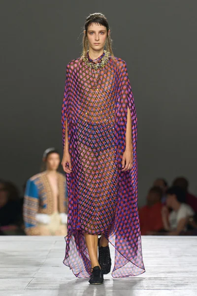 Look 33